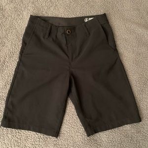 Volcom | Surf and Turf Shorts | Boys Size 27